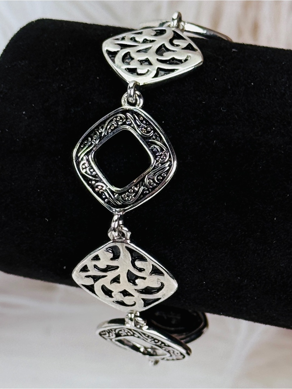 Lia Sophia Silvertone Square Linked Bracelet